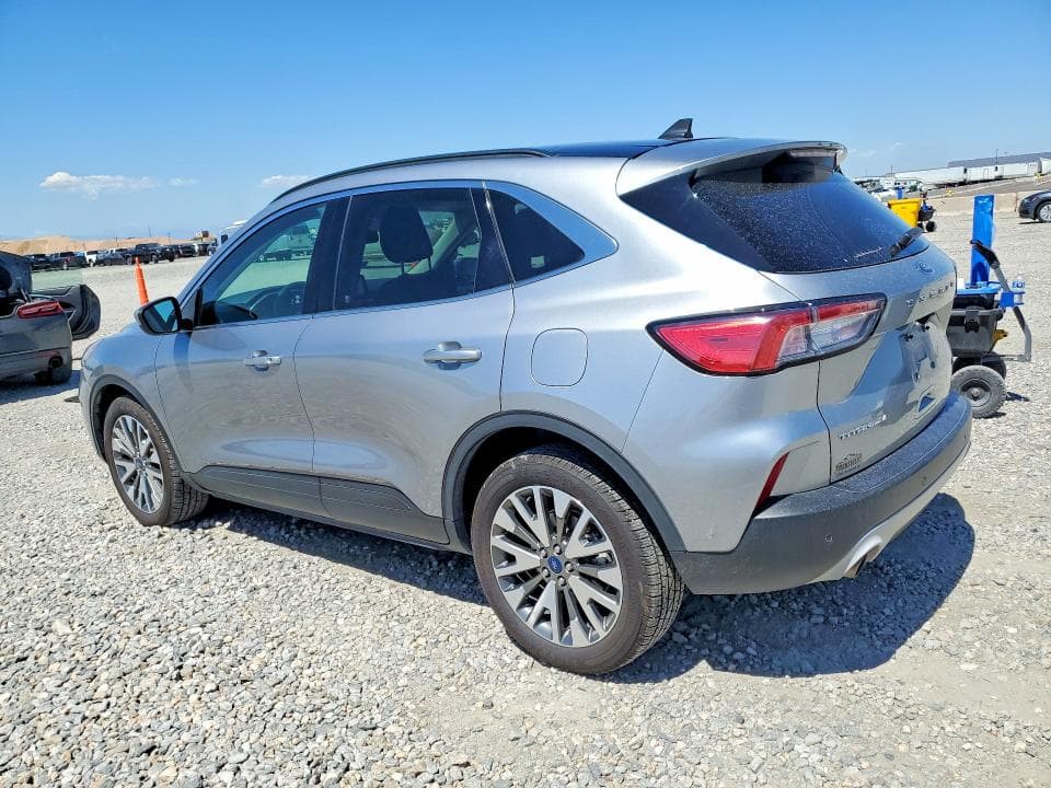2021 FORD ESCAPE TITANIUM 2