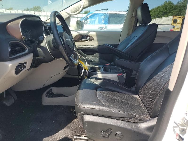 2019 CHRYSLER PACIFICA TOURING L 7