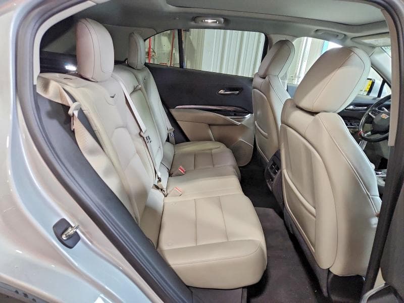 2022 CADILLAC XT4 LUXURY 10