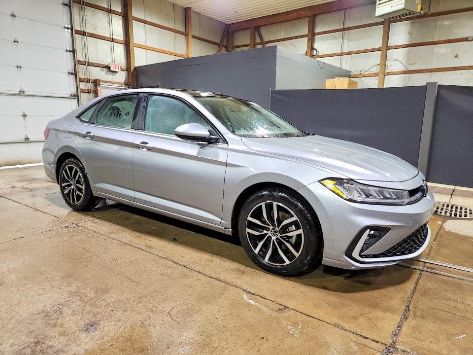 2026 VOLKSWAGEN JETTA SE 4