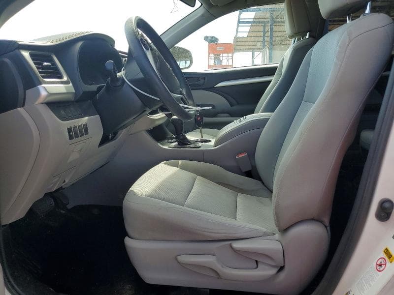 2019 TOYOTA HIGHLANDER LE 7