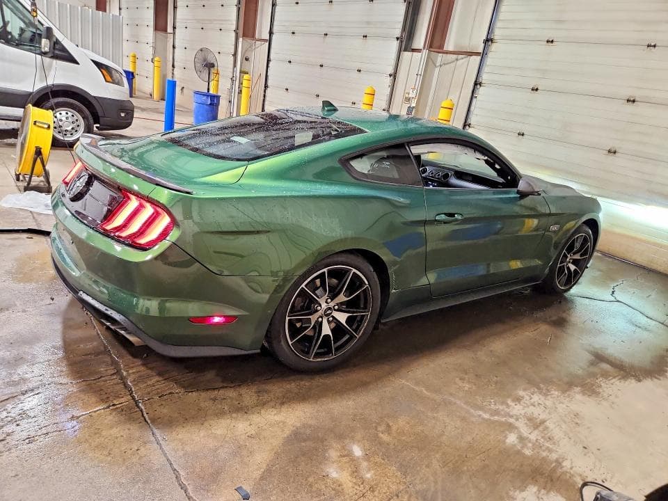 2022 FORD MUSTANG 3
