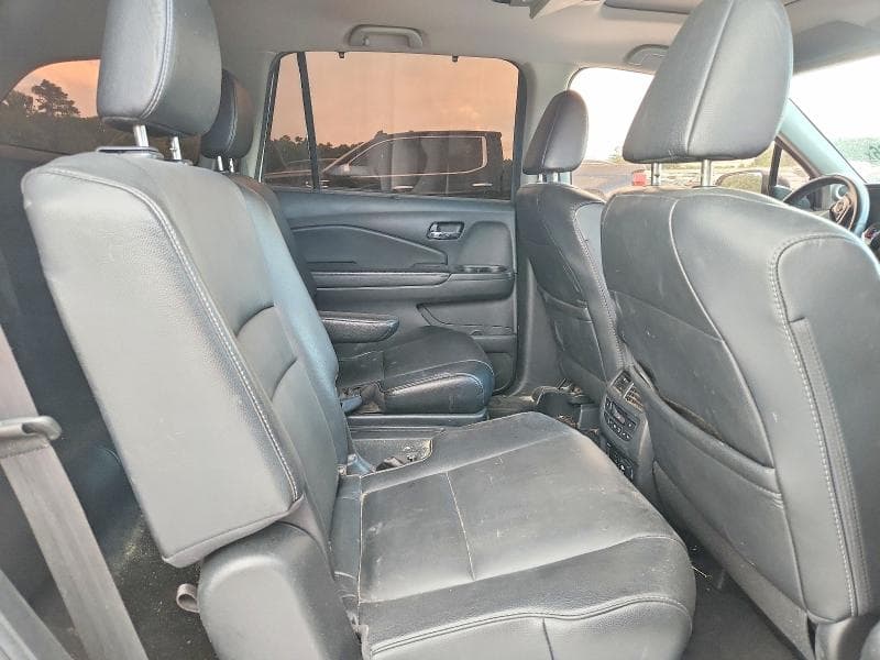 2019 HONDA PILOT TOURING 11