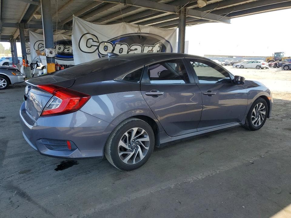 2017 HONDA CIVIC EX 3