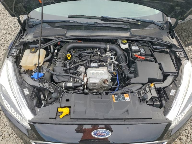 2018 FORD FOCUS SE 11
