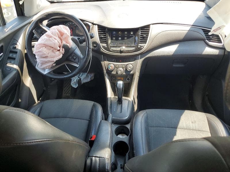 2018 CHEVROLET TRAX 1LT 8