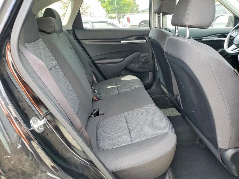 2022 KIA SELTOS LX 11