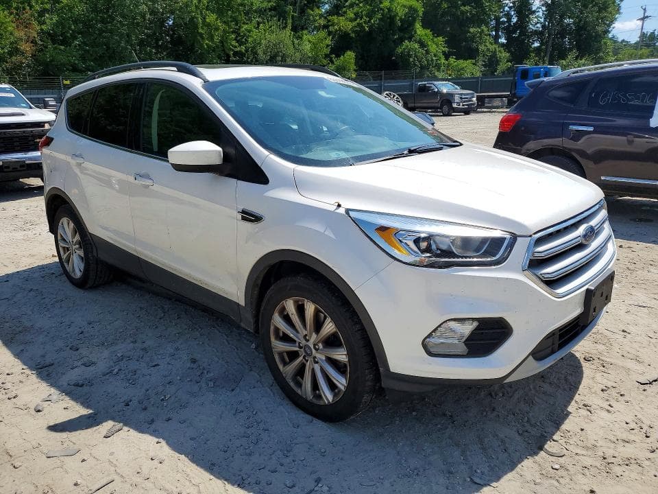 2019 FORD ESCAPE SEL 4