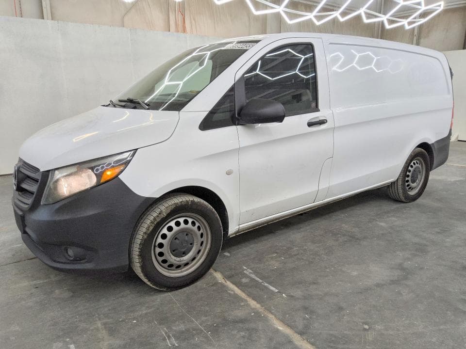 2022 MERCEDES-BENZ METRIS - 1