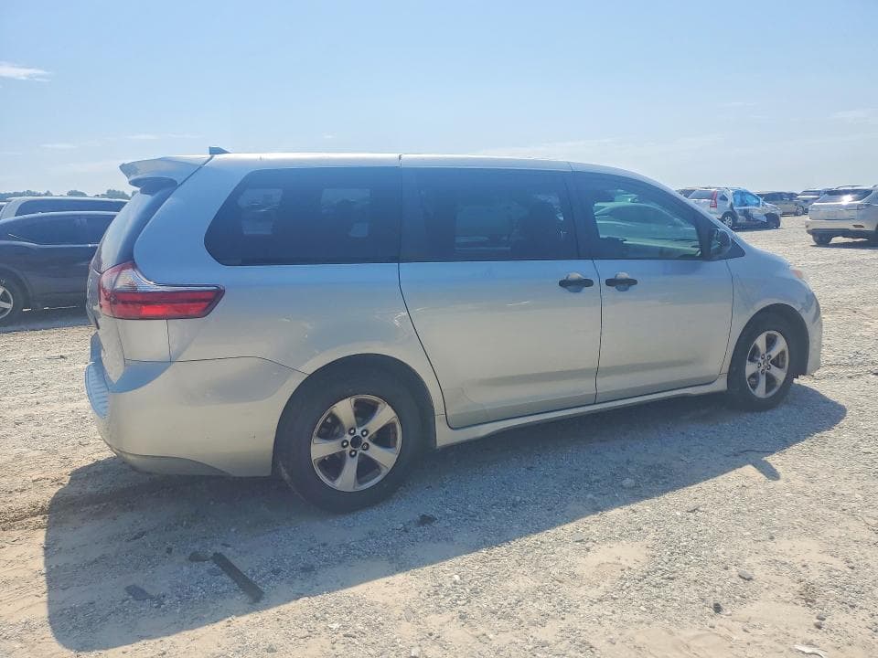 2020 TOYOTA SIENNA L 3