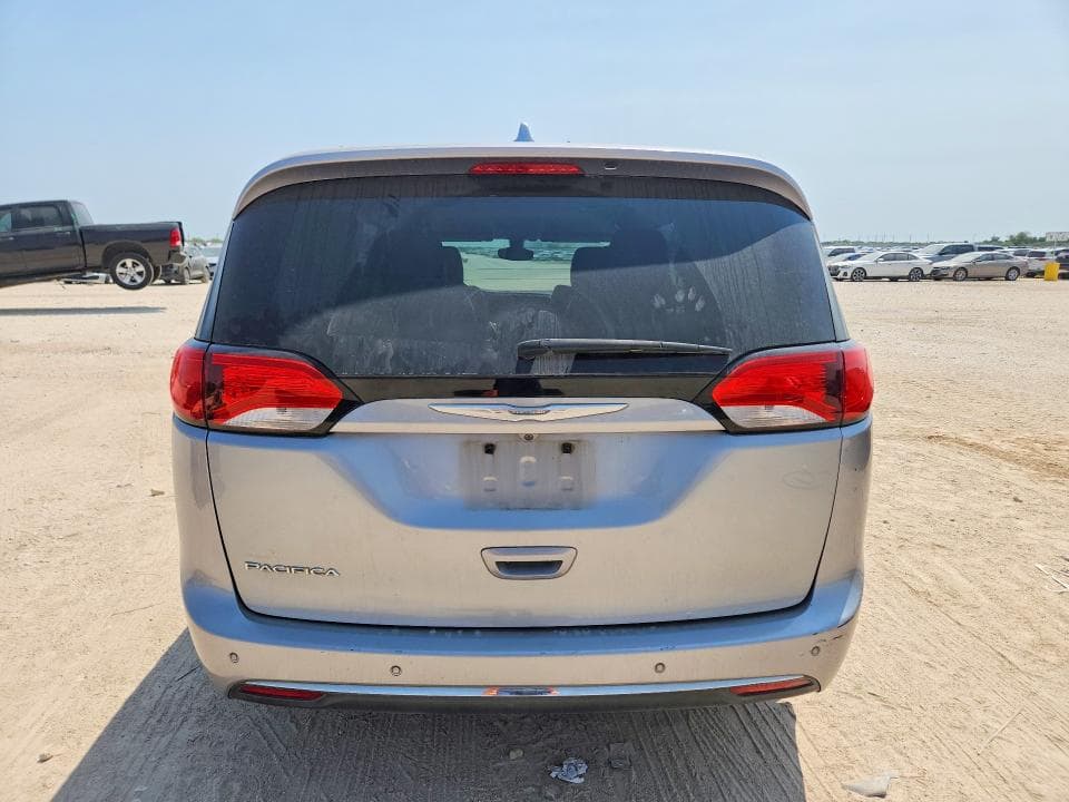 2017 CHRYSLER PACIFICA TOURING L 6