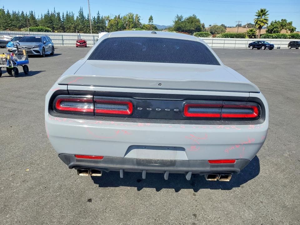 2022 DODGE CHALLENGER SXT 6