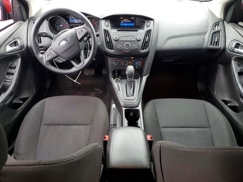2017 FORD FOCUS SE 8