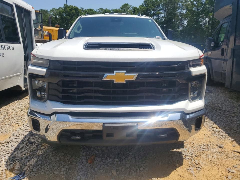 2024 CHEVROLET SILVERADO K3500 5
