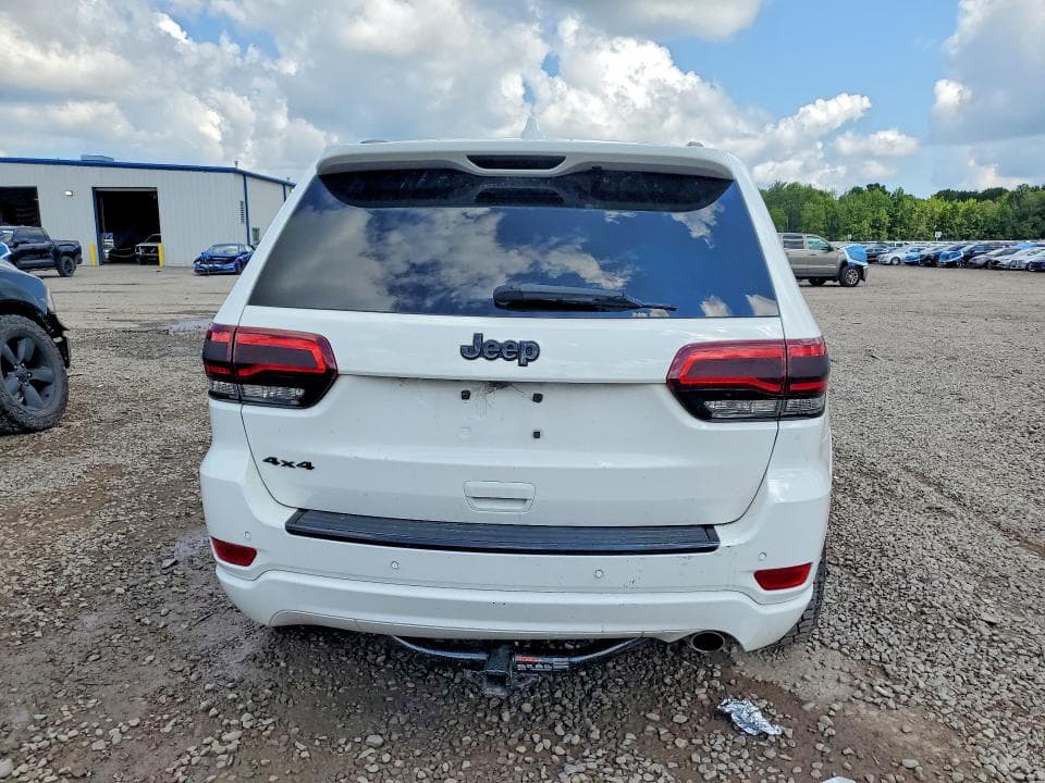 2017 JEEP GRAND CHEROKEE LAREDO 6