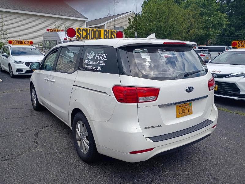2017 KIA SEDONA L 3