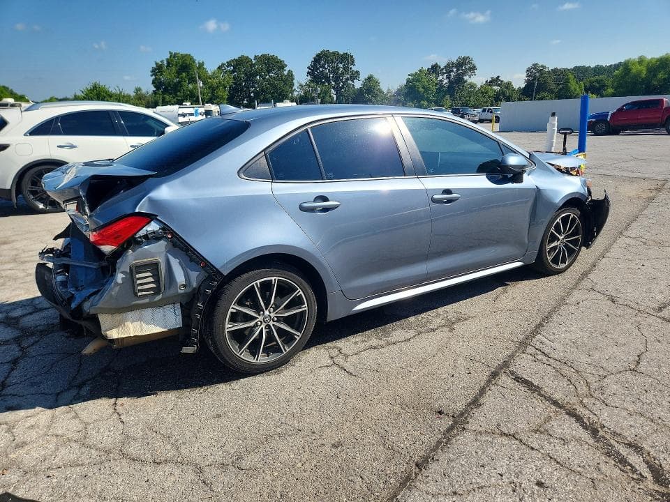 2020 TOYOTA COROLLA LE 3