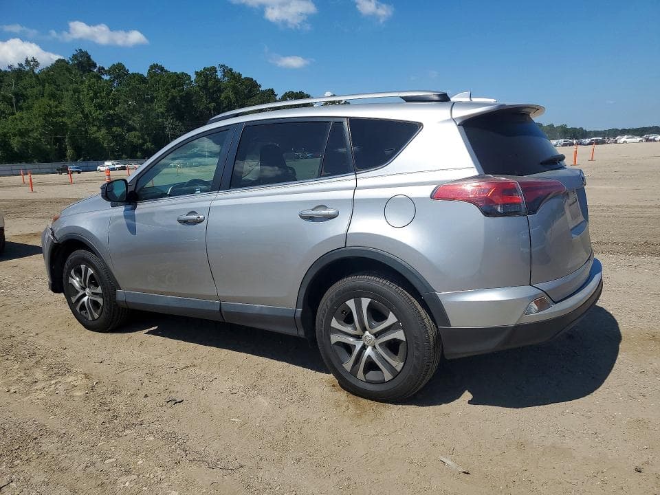 2017 TOYOTA RAV4 LE 2