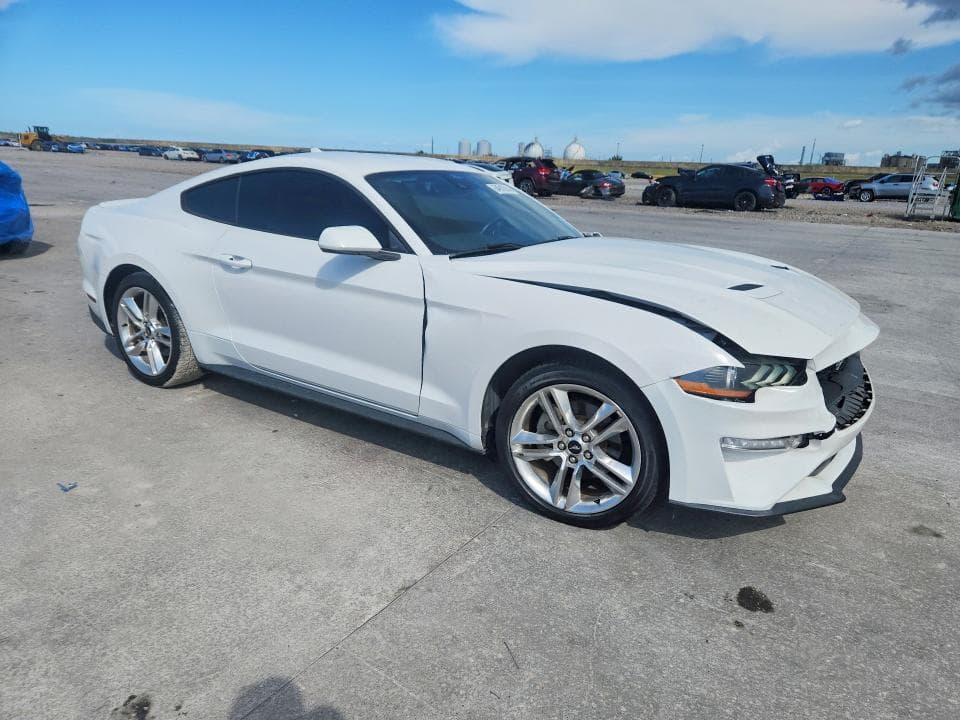 2021 FORD MUSTANG 4