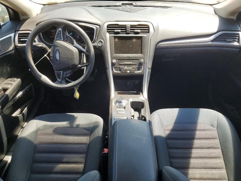2017 FORD FUSION SE 8