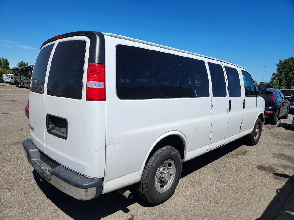 2018 CHEVROLET EXPRESS G3500 LT 3
