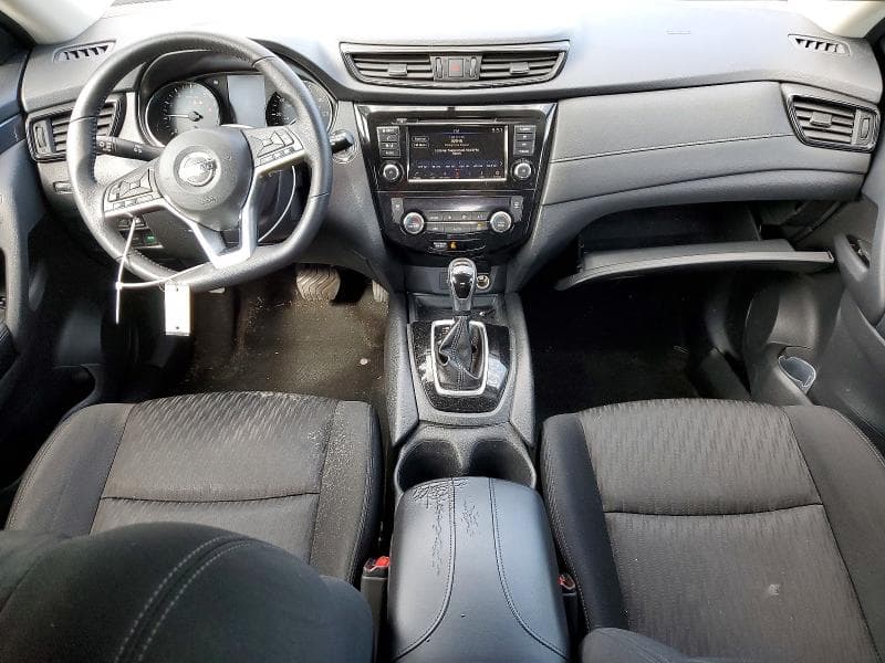 2018 NISSAN ROGUE SV 8