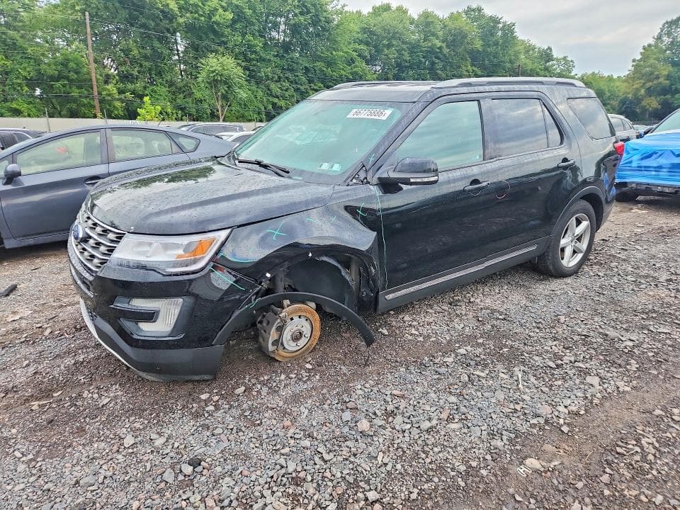 2017 FORD EXPLORER XLT - 1