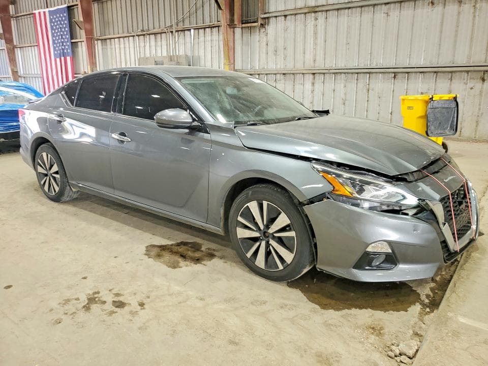 2020 NISSAN ALTIMA SV 4
