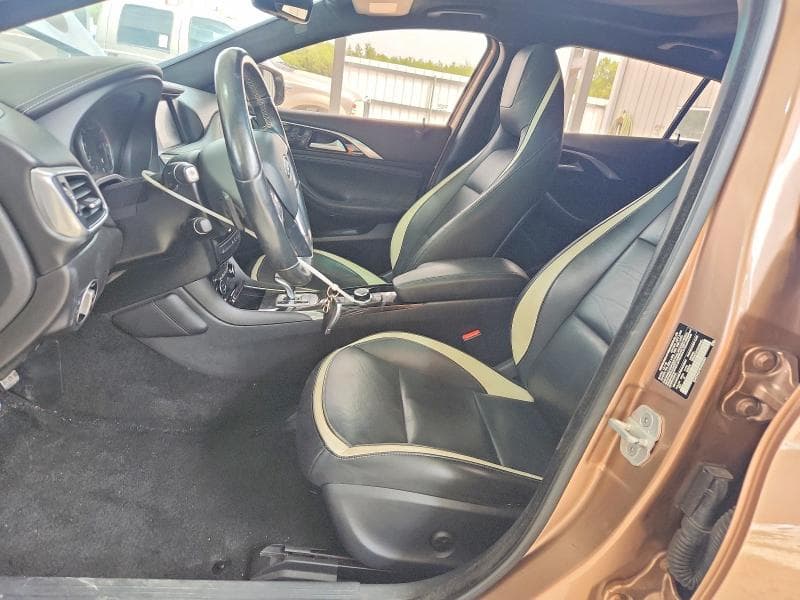 2017 INFINITI QX30 BASE 7