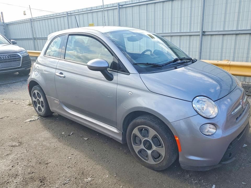 2017 FIAT 500 ELECTRIC 4