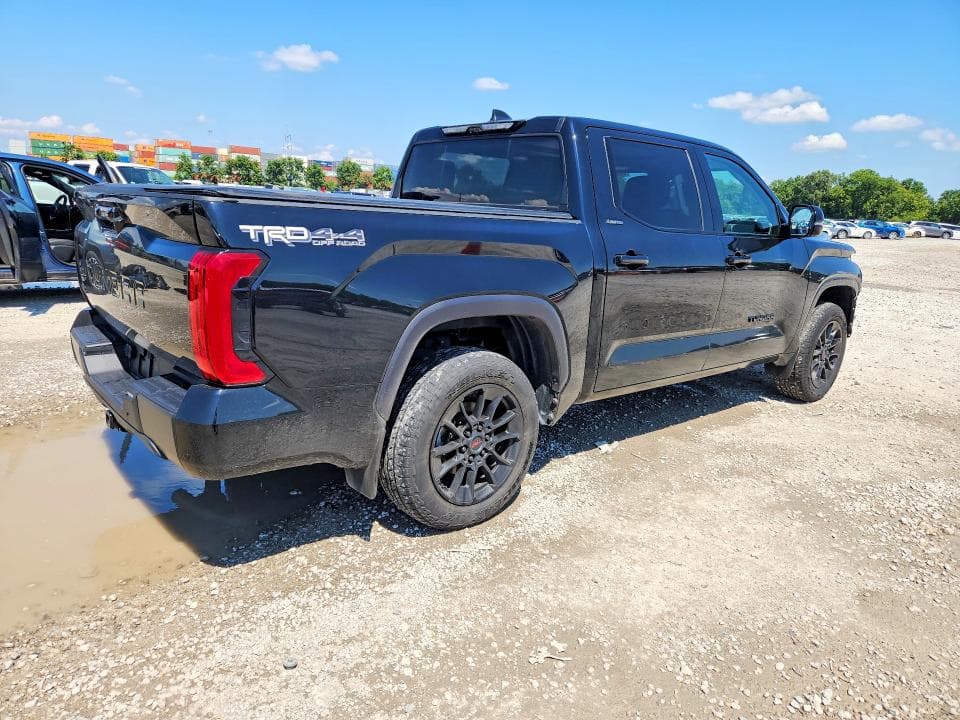 2024 TOYOTA TUNDRA LIMITED HV 3