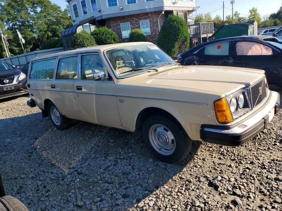 1978 VOLVO 245 4