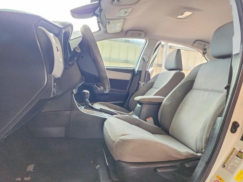 2019 TOYOTA COROLLA LE 7