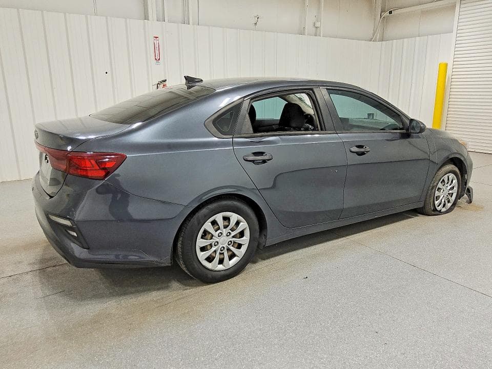 2021 KIA FORTE FE 3