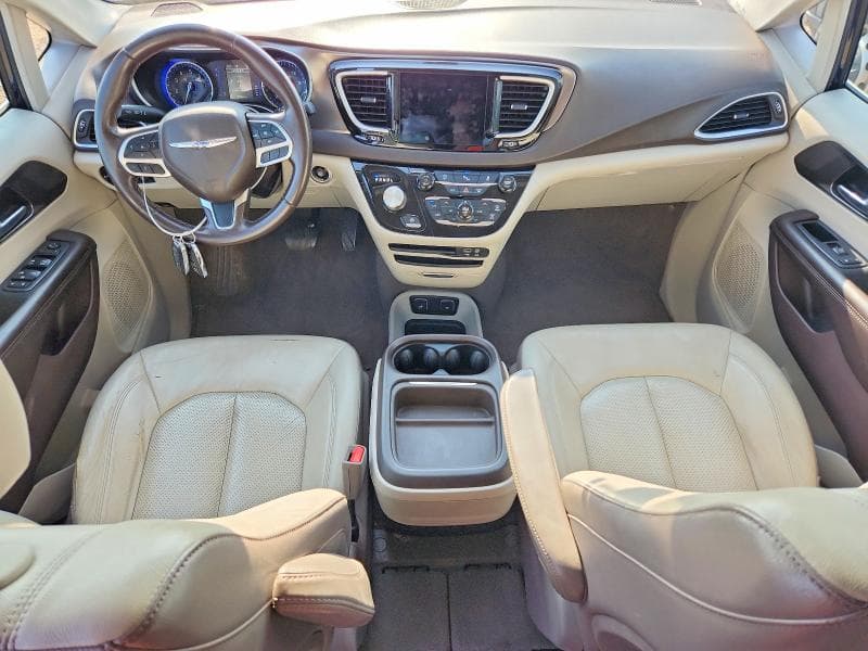 2018 CHRYSLER PACIFICA TOURING L 8