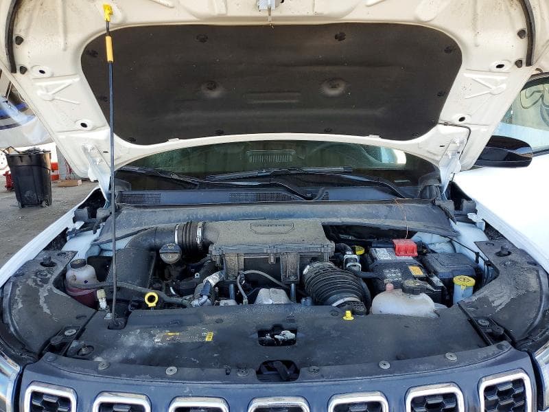 2025 JEEP COMPASS LATITUDE 11