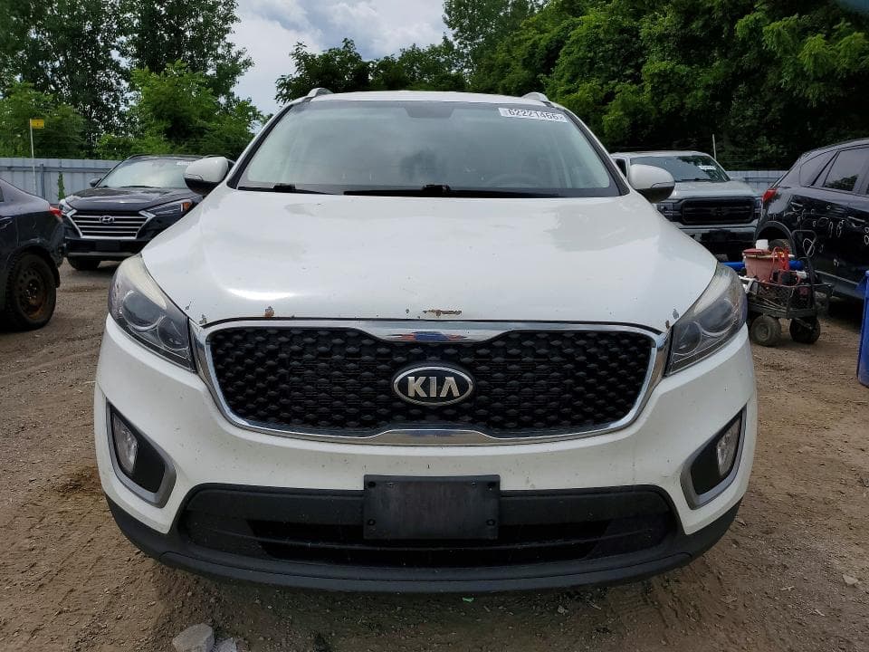 2017 KIA SORENTO LX 5