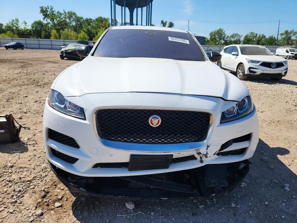 2019 JAGUAR F-PACE PREMIUM 5