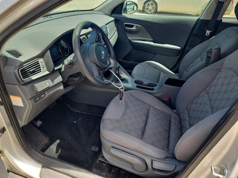2017 KIA NIRO FE 7