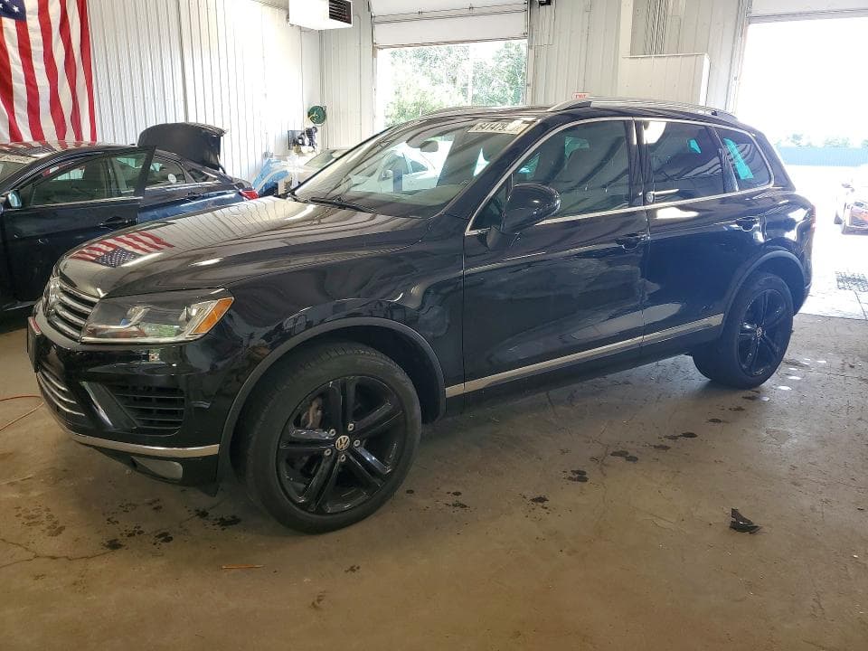 2017 VOLKSWAGEN TOUAREG WOLFSBURG - 1