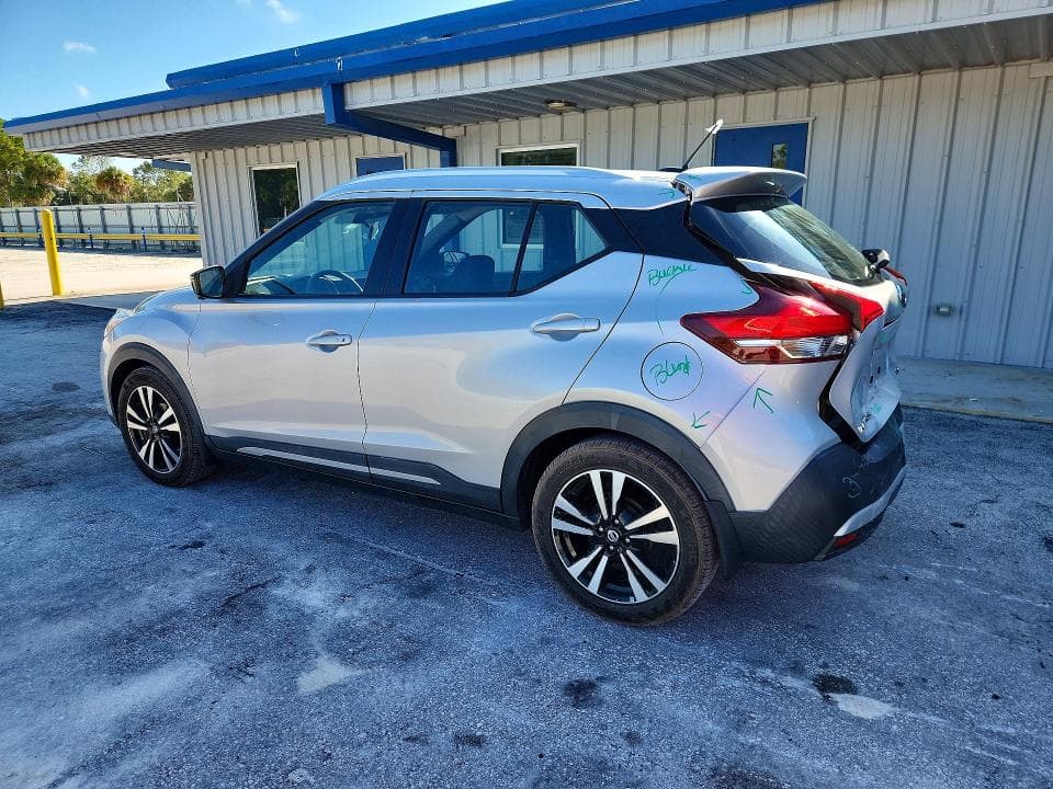 2020 NISSAN KICKS SR 2