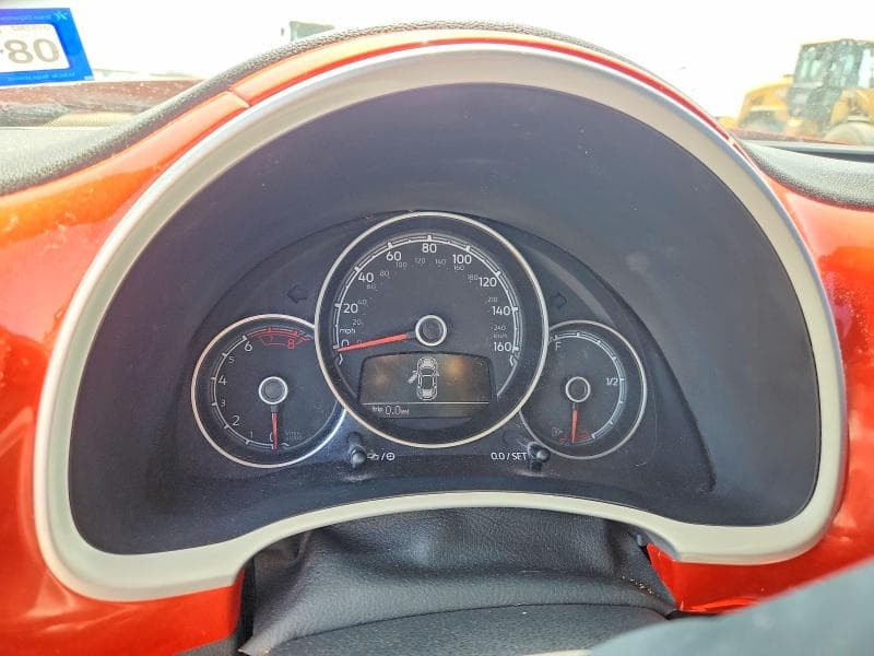 2019 VOLKSWAGEN BEETLE S 9