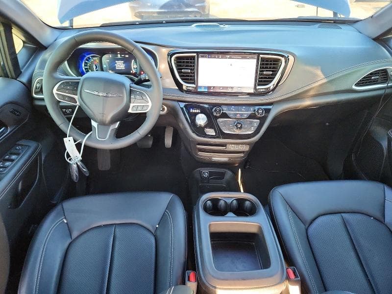 2025 CHRYSLER PACIFICA HYBRID SELECT 8