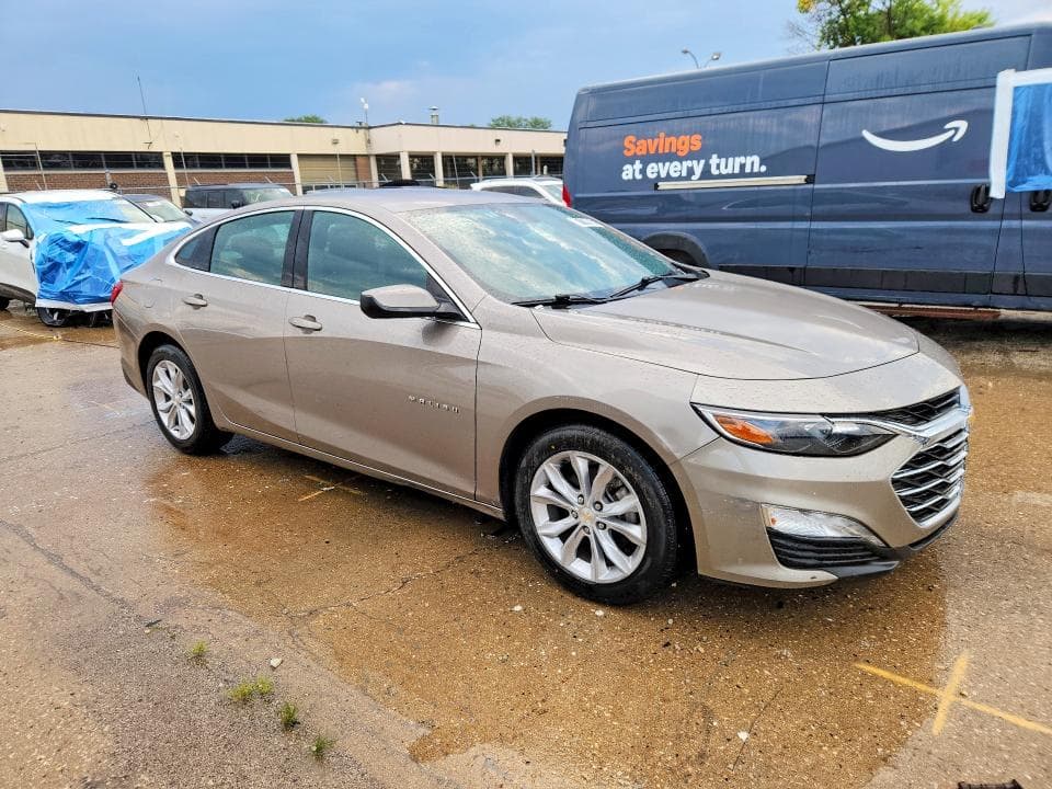 2023 CHEVROLET MALIBU LT 4