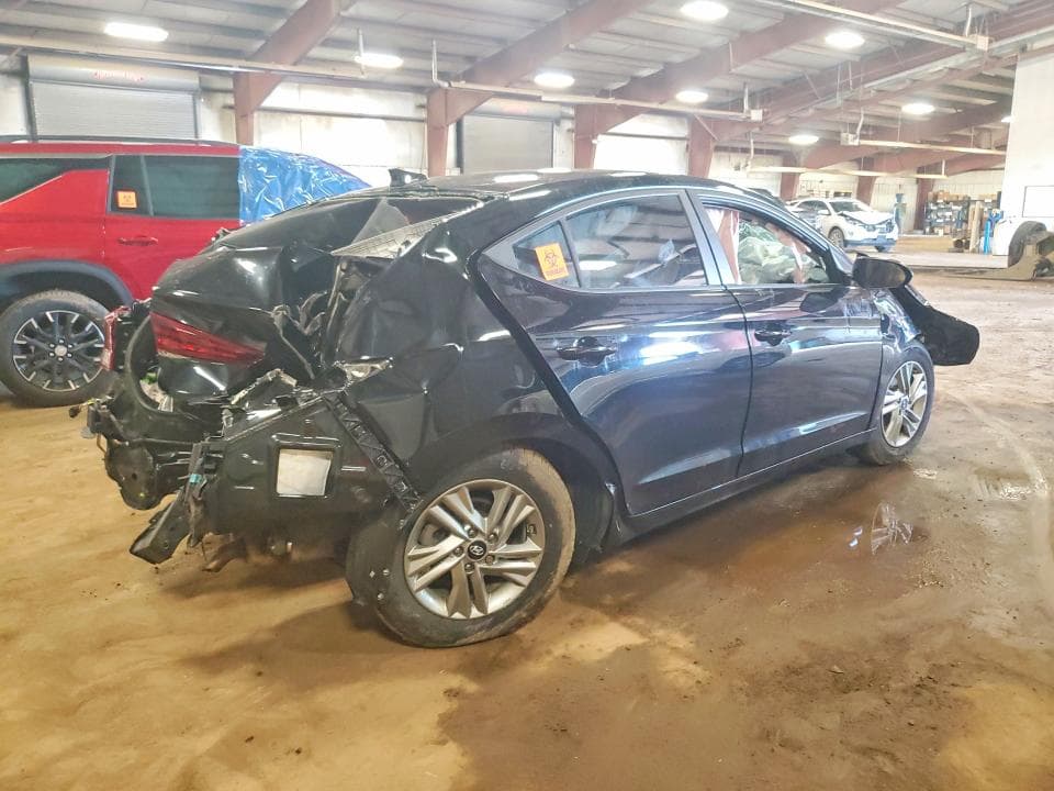 2020 HYUNDAI ELANTRA SEL 3