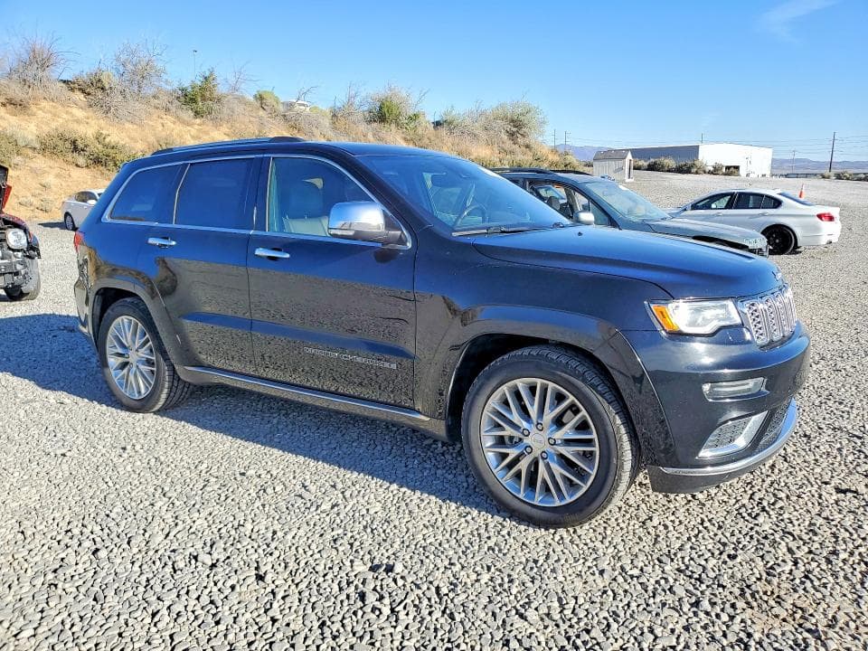 2017 JEEP GRAND CHEROKEE SUMMIT 4