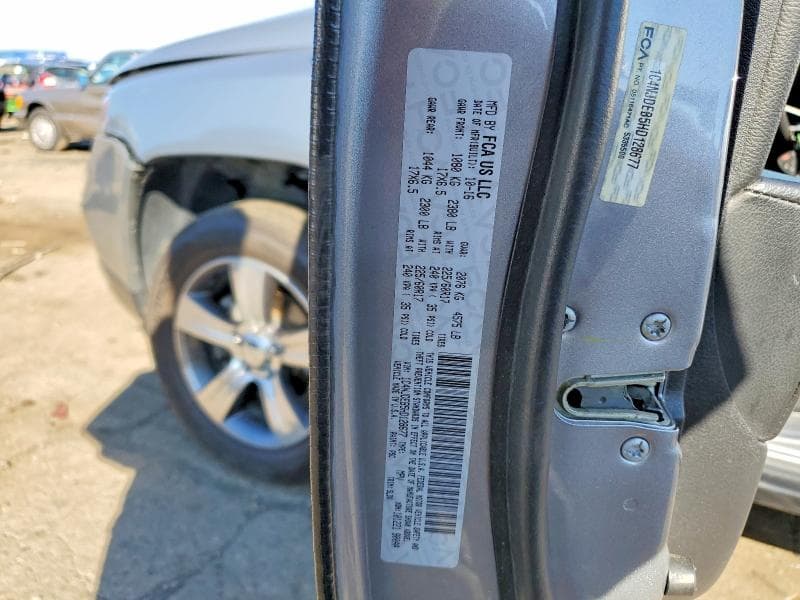 2017 JEEP COMPASS LATITUDE 13