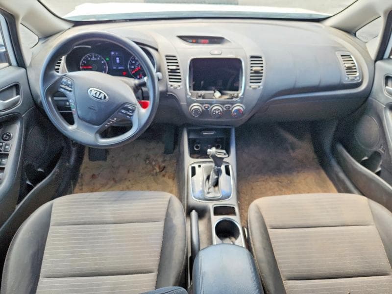 2017 KIA FORTE LX 8