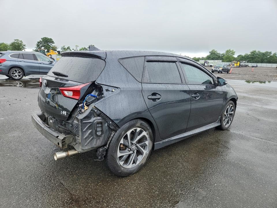 2018 TOYOTA COROLLA IM BASE 3