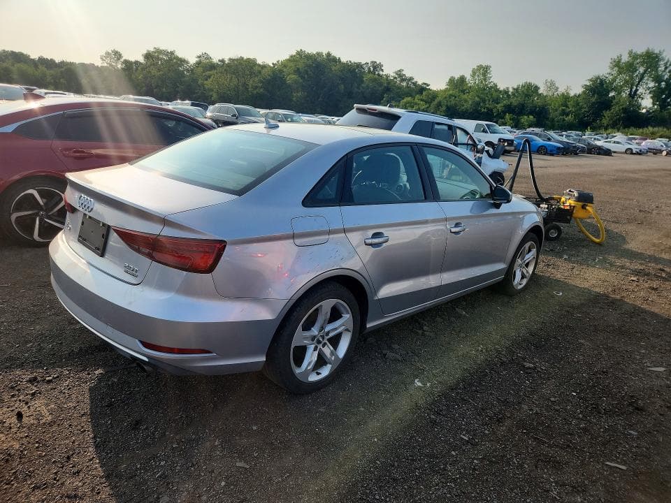 2017 AUDI A3 PREMIUM 3